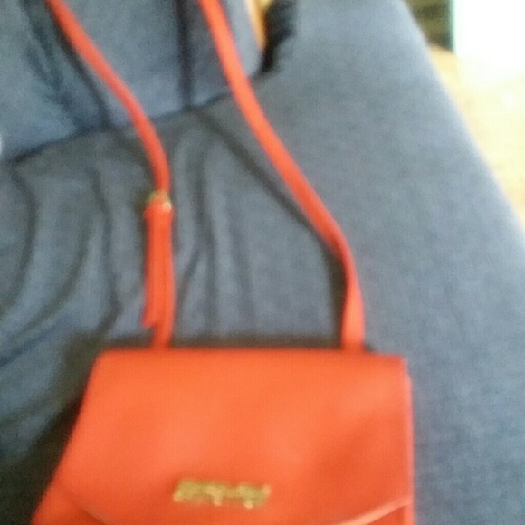 Kenneth Cole - Picture 2 of 8